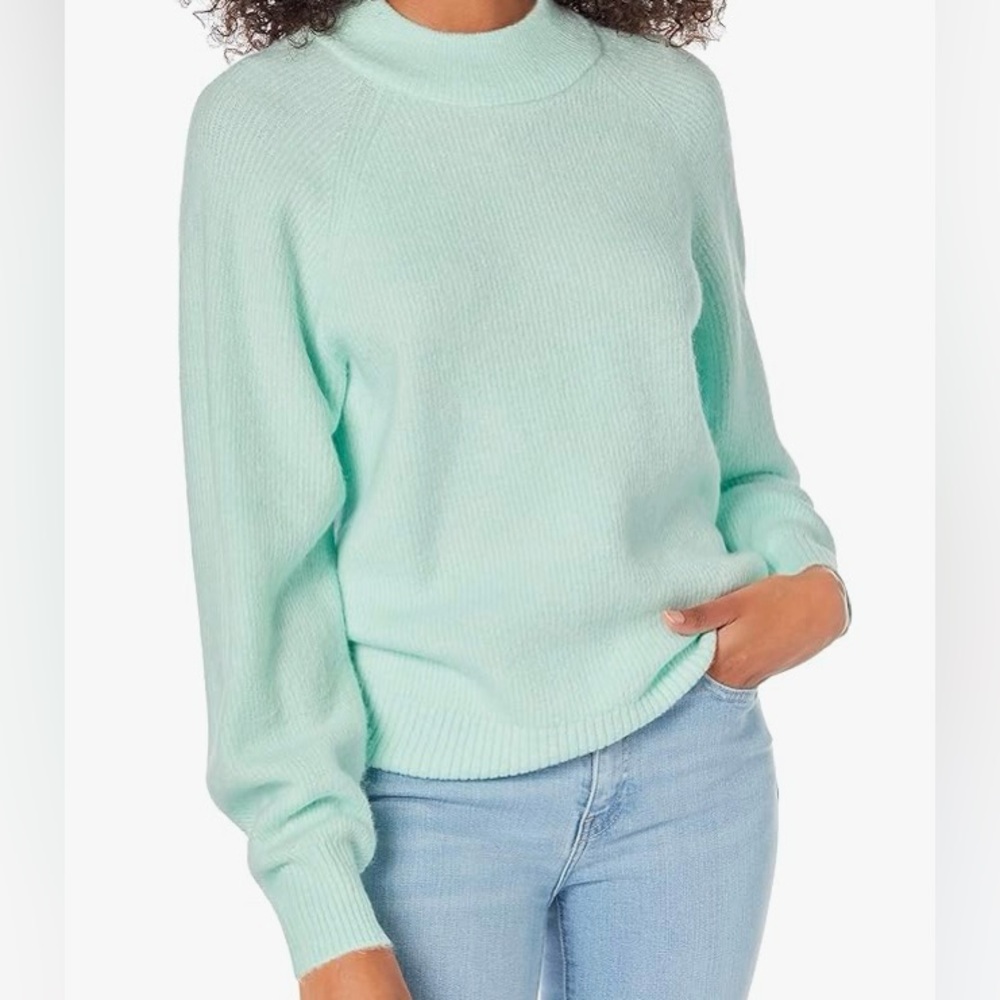 NWT GAP FOREVERCOZY RIBBED CREWNECK SWEATER•S/M• WOMEN’S•SOFT & COMFY